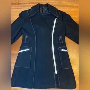 Hunter CRÉATION DE PARIS Women’s Wool Coat